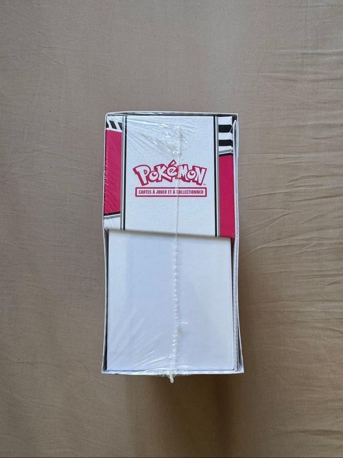 ETB Pokémon Flamme Blanche - photo numéro 6