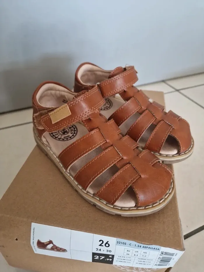 Sandales méduses quadrillé cuir camel taille 26 tres bon état - photo numéro 2