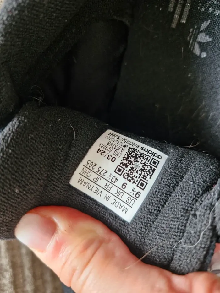 Adidas basckets Campus noires 43,1/3 - photo numéro 4