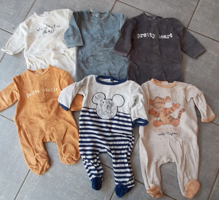 Lot 6 pyjamas garçon kiabi 3mois