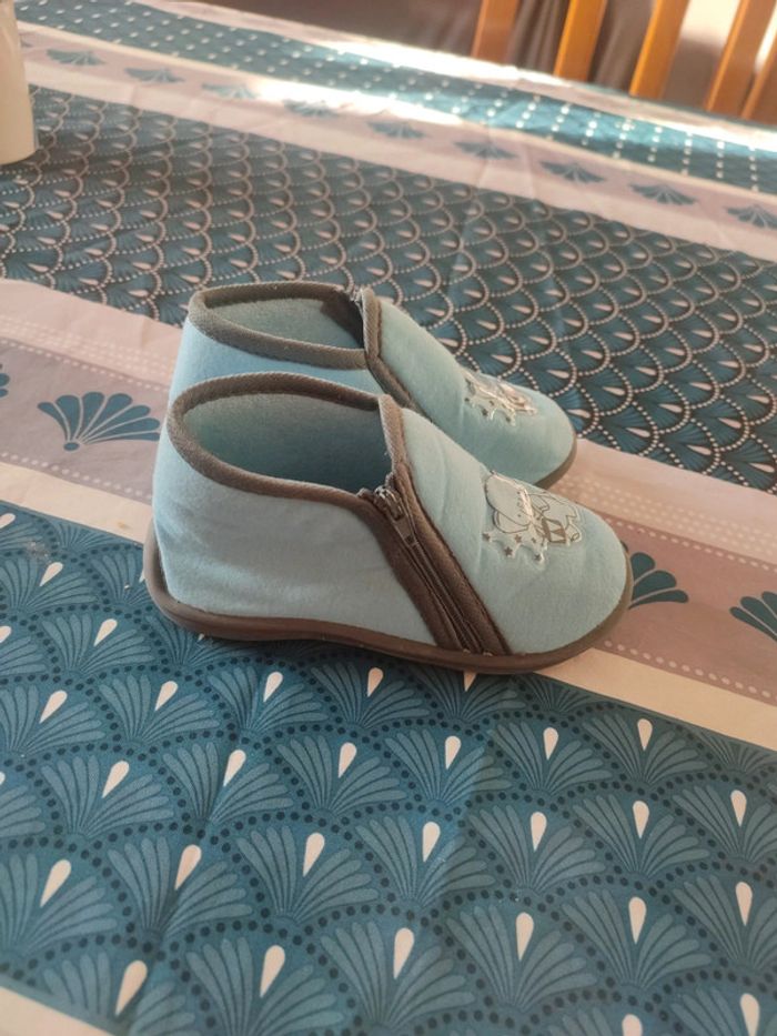 Chaussons 26 chauds neufs - photo numéro 2
