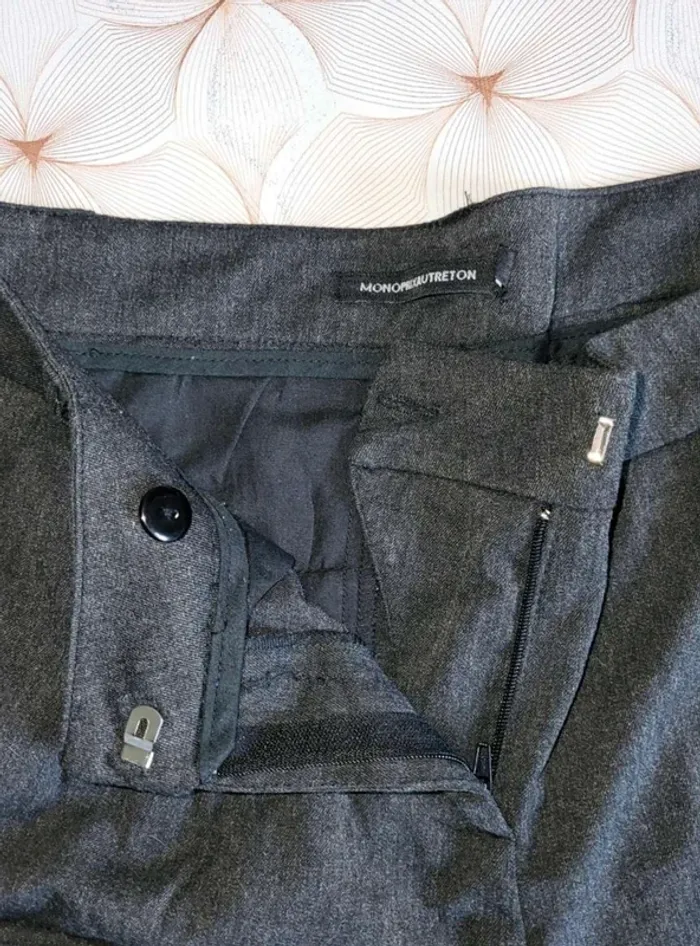 Pantalon  à  Pince Femme Taille 36 noir parfait état - photo numéro 5