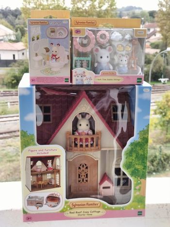 Le cosy cottage les toilettes et le bain des frères souris marshmallow