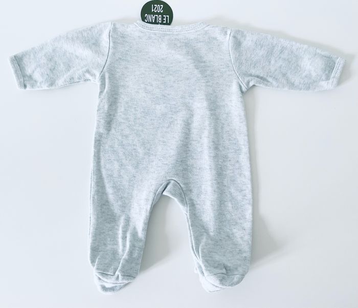 Pyjama , taille 1 mois - photo numéro 7