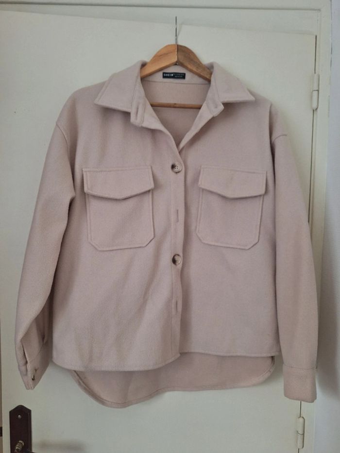 Belle chemise Shein taille 40 / 42 - photo numéro 3