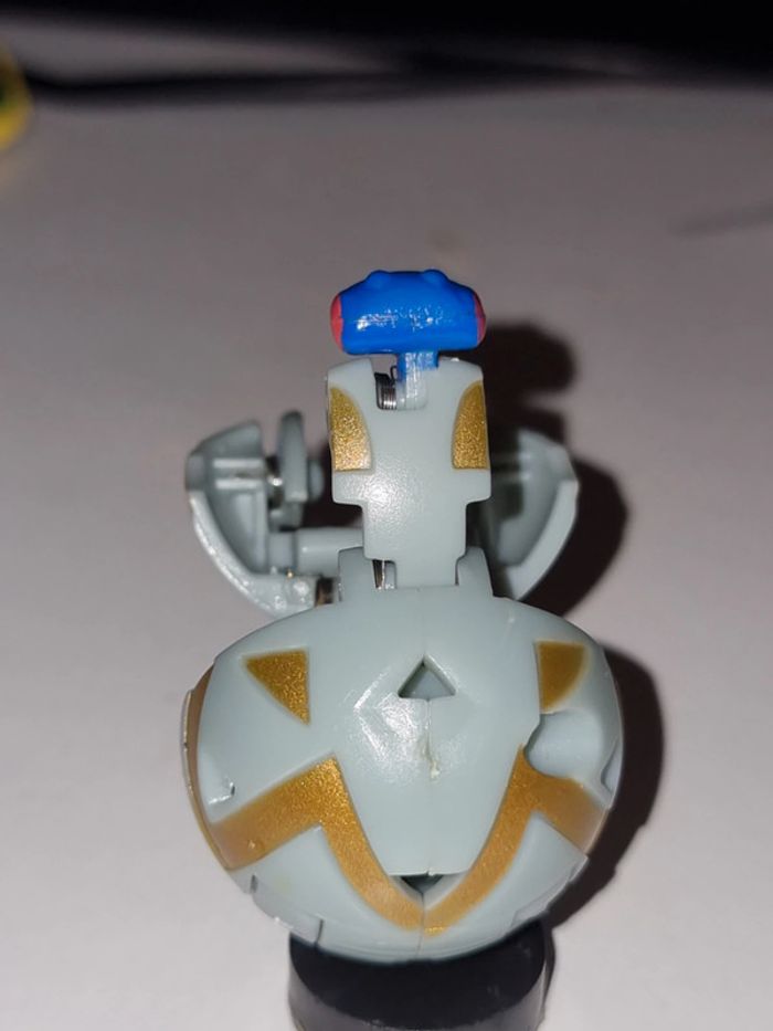 Bakugan B2 gris Haos Mantris B2 Mantris 460 g bagarreurs de combat - photo numéro 2