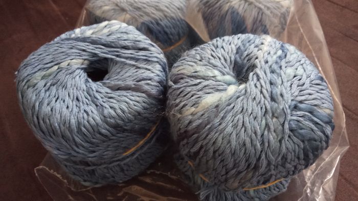 Lot de 10 Pelotes Fantaisies 50g Coton/Acrylique (Tons Bleus) - Neuves - photo numéro 2