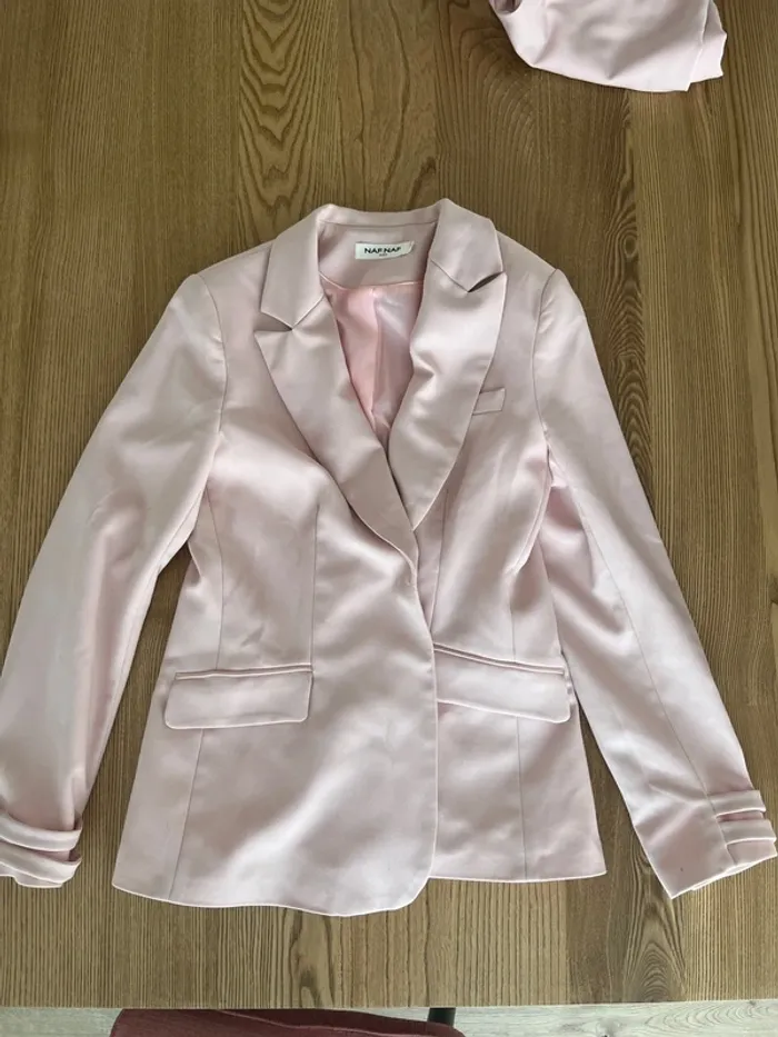 Tailleur short et veste - photo numéro 3