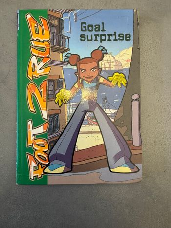 livre Goal surprise Foot 2 rue