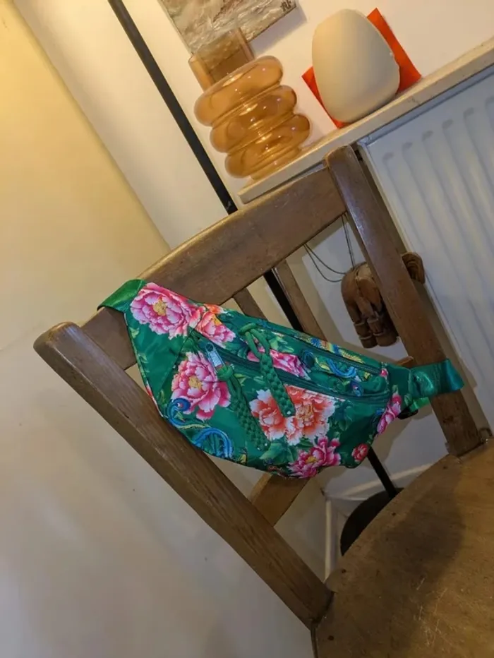 Banane verte à fleurs – sac banane femme tendance été automne accessoire pratique mode casual fleuri - photo numéro 2