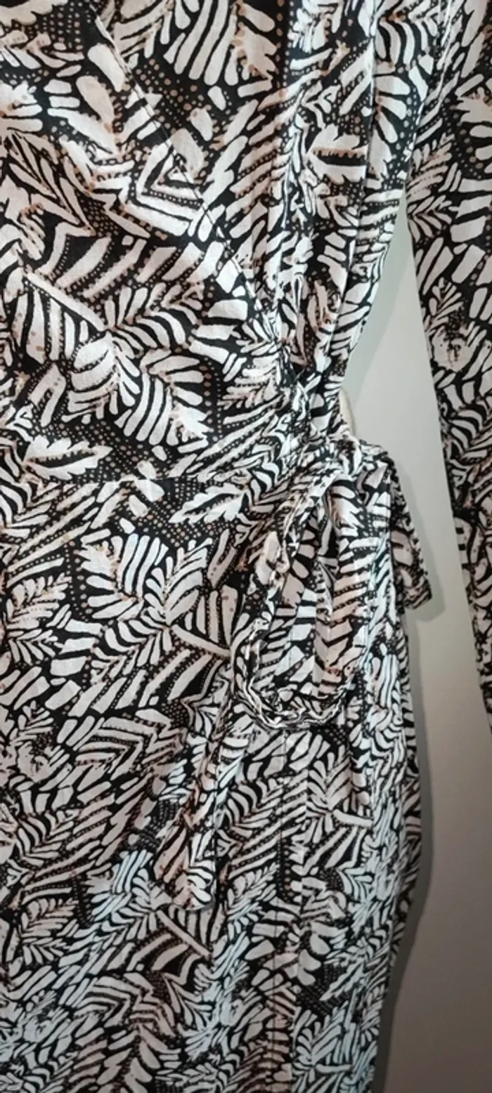 Robe longue portefeuille taille 36 - photo numéro 3