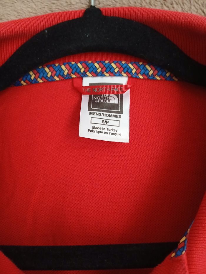 Polo The North Face - Rouge et Noir Taille S - photo numéro 6