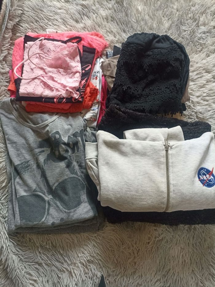 Lot de vêtements femme taille S/36