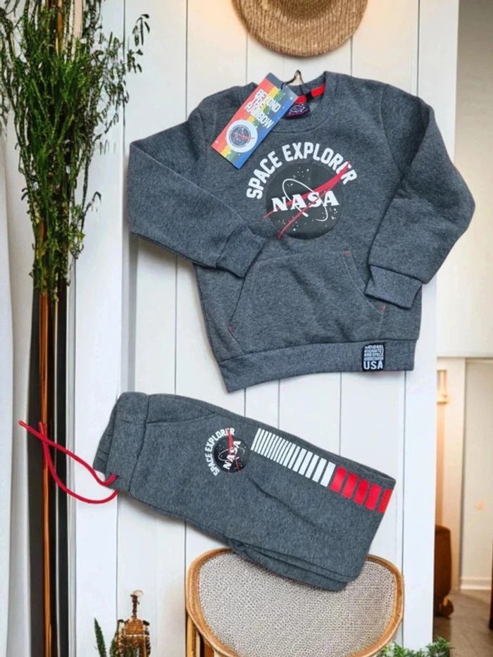 Jogging 2 pièces NASA gris foncé 6 ans