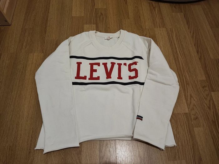 Sweat levi's