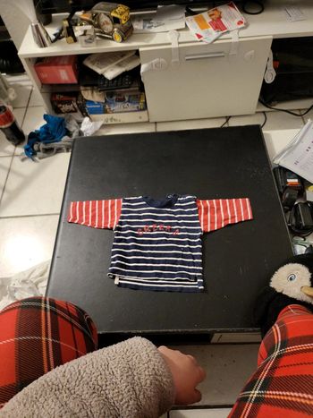 Tee-shirt rouge et bleu marine rayer blanc 6M creeks