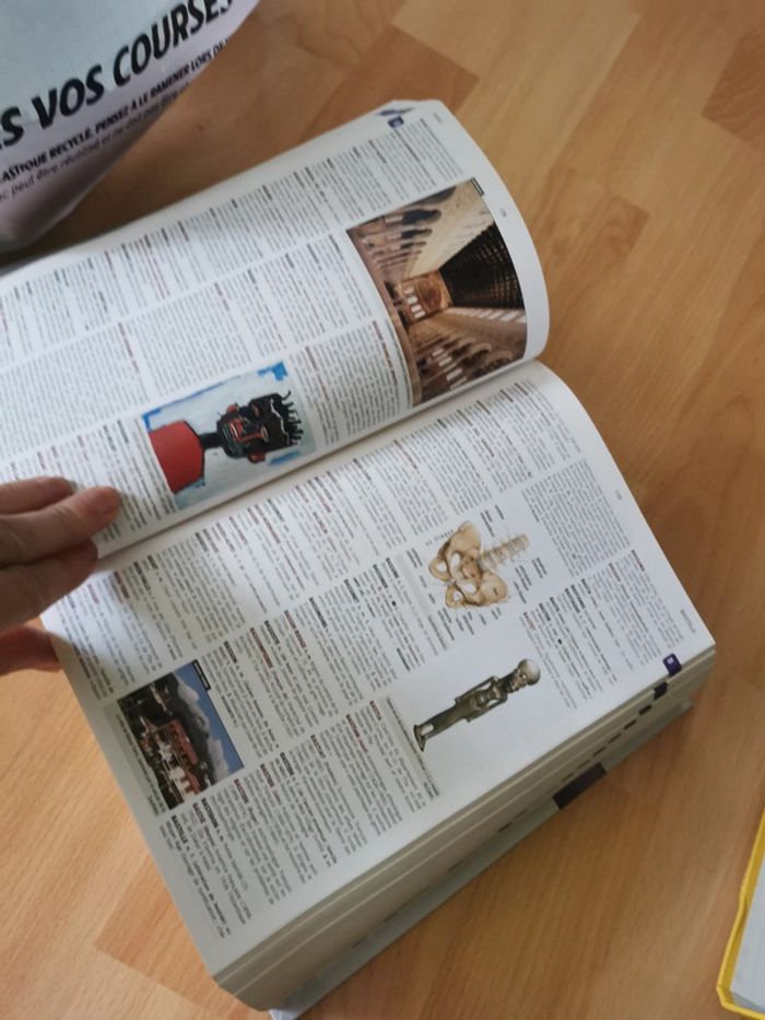 Dictionnaire - photo numéro 2