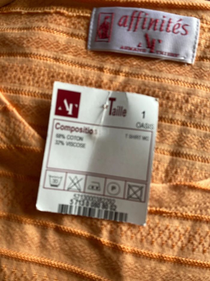 Tee short haut Affinités Armand Thierry taille 1 36 Neuve - photo numéro 3