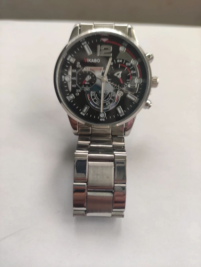 Montre à quartz - photo numéro 3