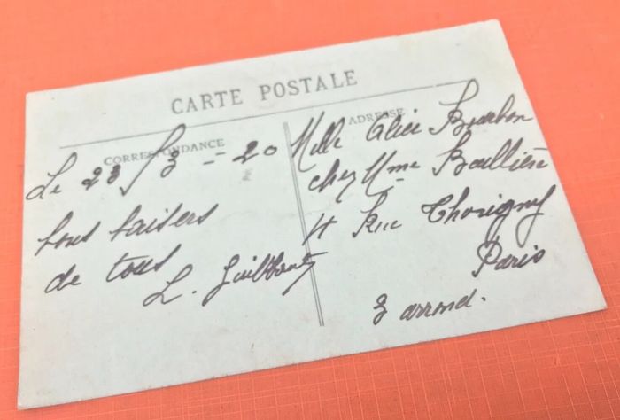 Carte postale ancienne Méréville (Essonne) L' Hôtel de Ville vu du Mail - photo numéro 3