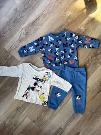 Ensemble pull + pantalon + t-shirt garçon taille 12 mois