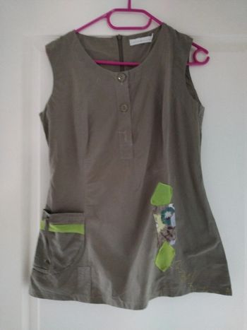 Tunique kaki portée une fois taille 2 correspond à 36-40
