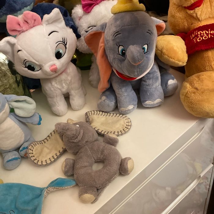 Grand lot peluches et doudous Disney - photo numéro 3