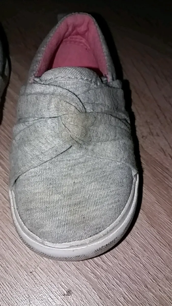 Chaussures élastique en toile taille 18/19 - photo numéro 2