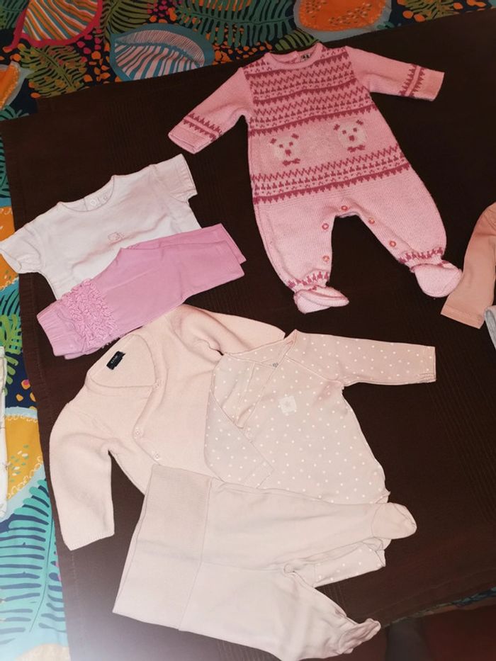 Lot de 19 ensembles - photo numéro 2