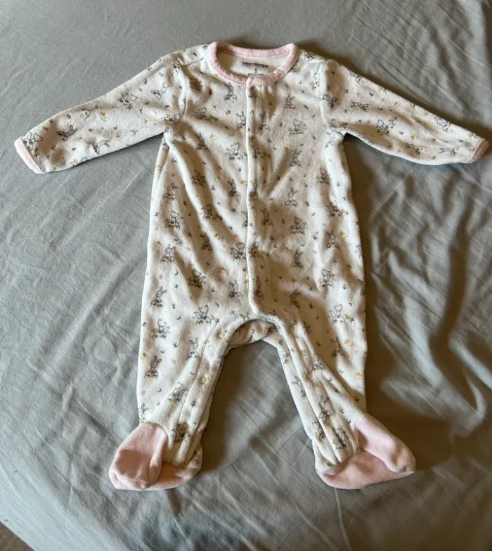 🤍 Pyjama blanc rayé avec broderie