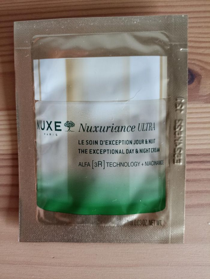 lot mini soin fermeté visage marque nuxe - photo numéro 4