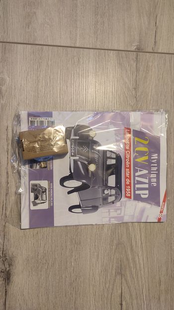 Fascicule n°96 numéro 96 pièce détachée Citroën 2CV AZLP 1/8 1/8ème Hachette Collections #E39