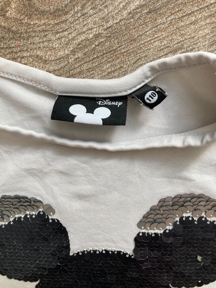 Tee shirt sequins Disney 5 ans - photo numéro 4