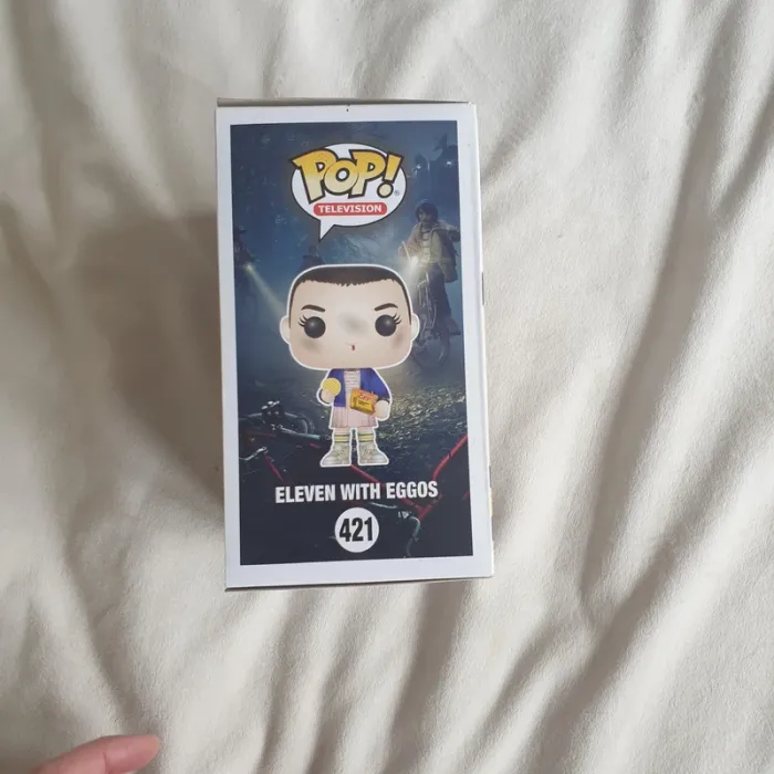 Figurine Pop 421 Eleven Stranger Things - Collection, en parfait état - photo numéro 4