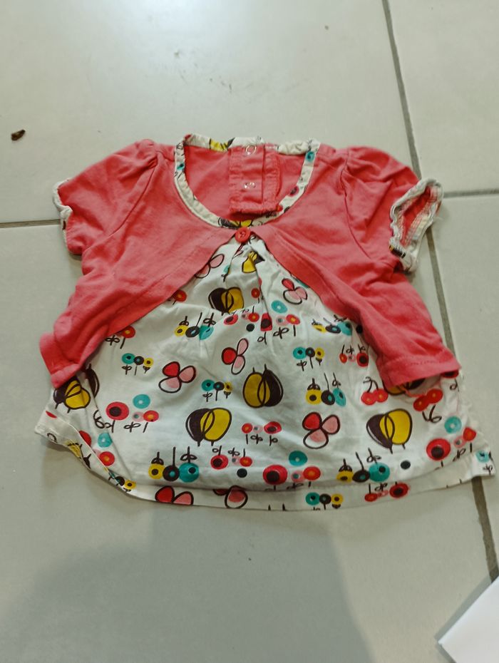 Lot de vêtements taille 6 mois fille - photo numéro 4