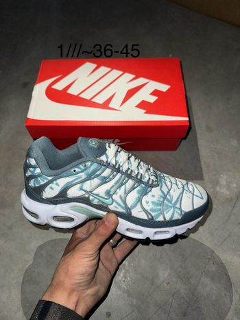 Nike tn palm turquoise 41