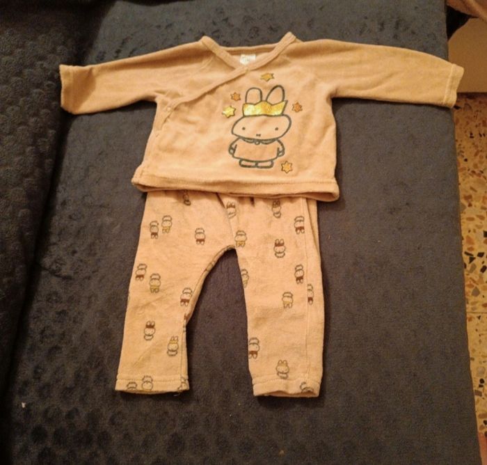 Pyjama 2 pièces avec paillettes