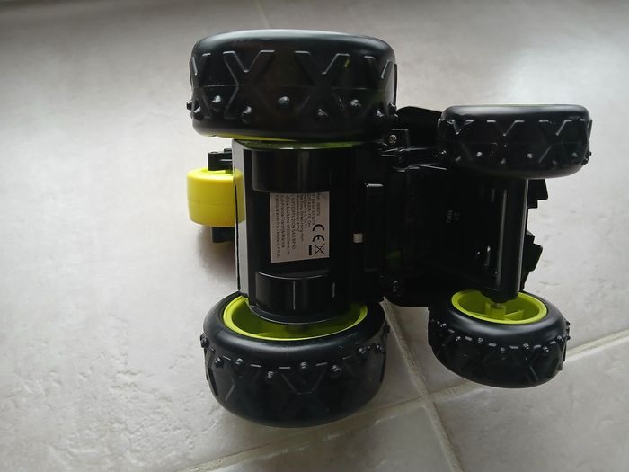 Voiture télécommandée - photo numéro 4