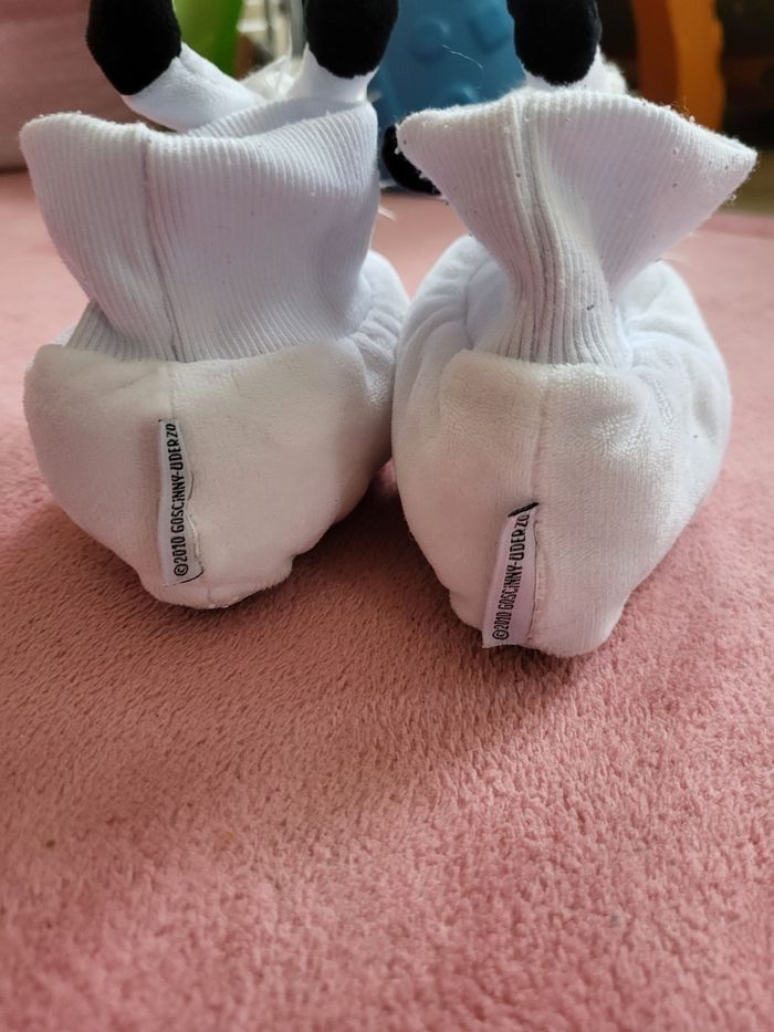 Chaussons idefix neufs - photo numéro 2