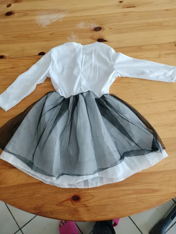 Robe fantôme - photo numéro 3