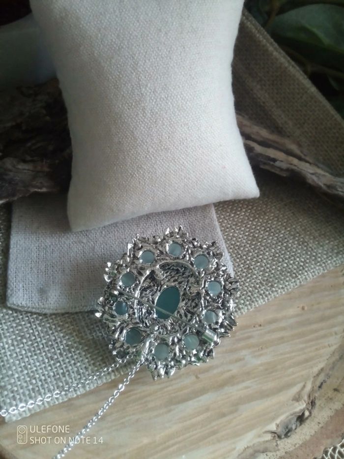 Collier pendentif vintage pierres oeil de chat bleues - photo numéro 3