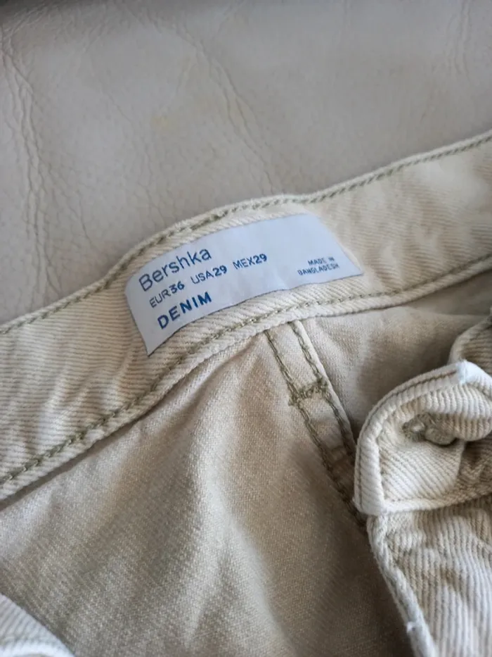 Jeans bershka taille 36 beige - photo numéro 3