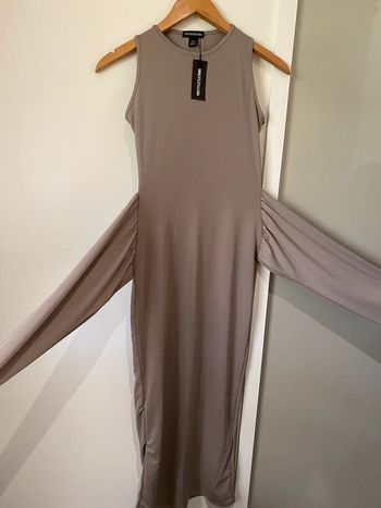 Robe longue drapée nouée taille 34