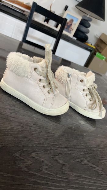 Chaussures / baskets montantes 23 filles