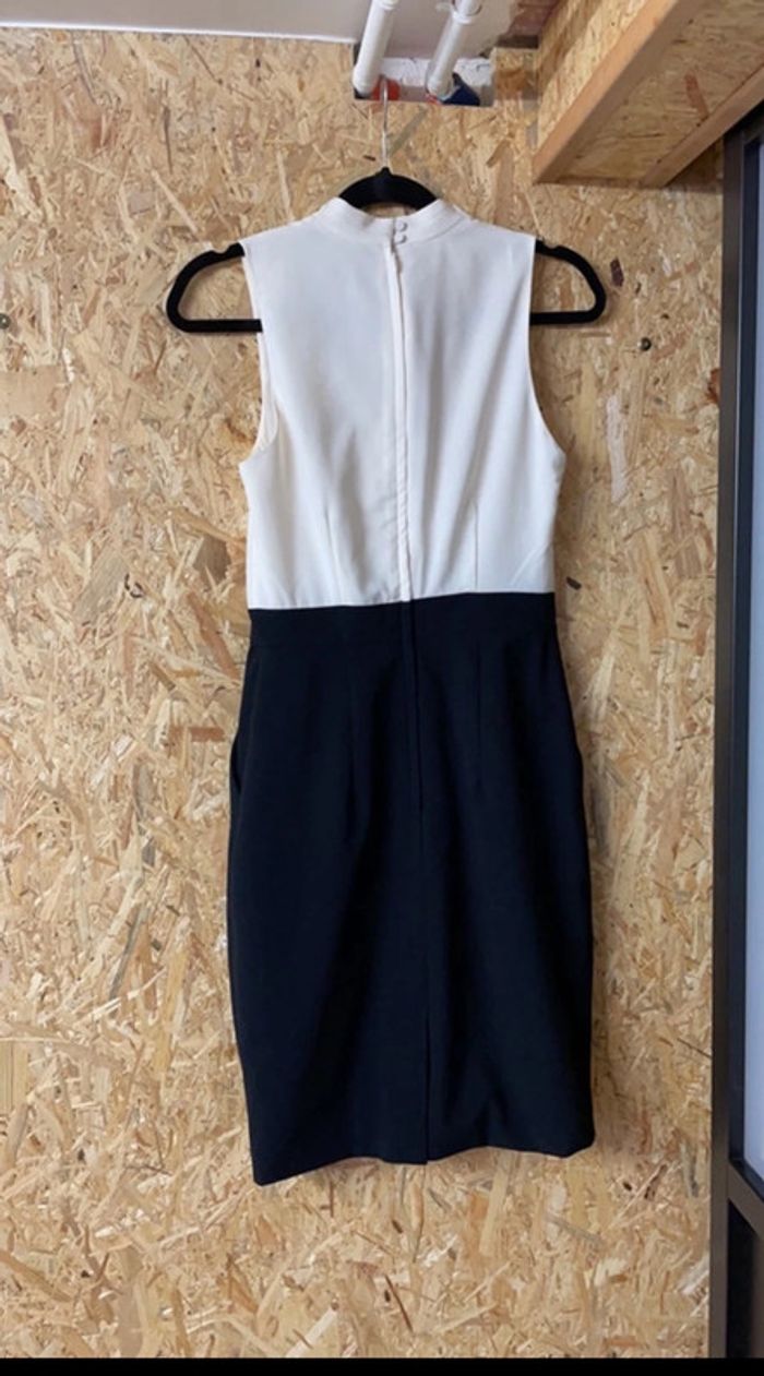 Robe H&M, style tailleur - taille 36 - Taille S - photo numéro 8