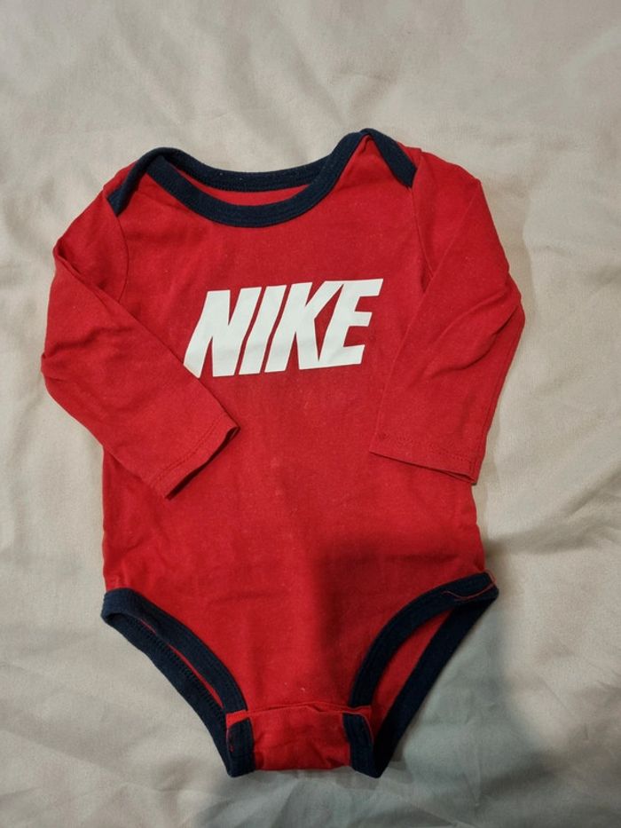 Bodie nike