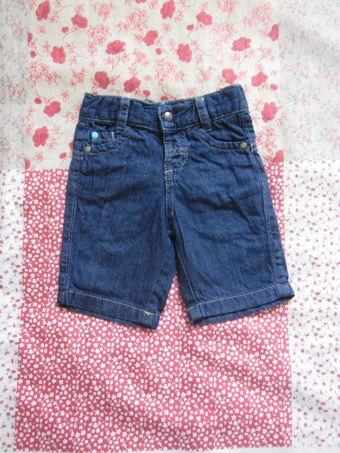 Jean bleu 3 mois