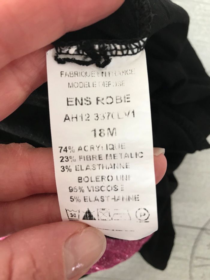 Robe paillettes - photo numéro 3