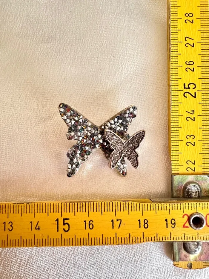 Broche double papillon scintillante – Éclat féerique - photo numéro 2