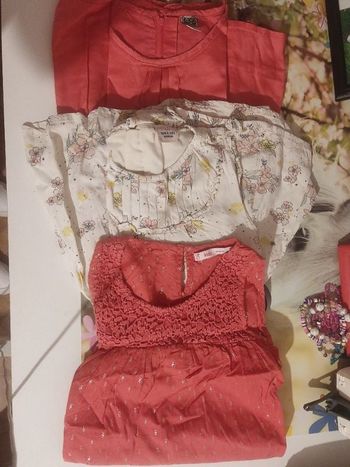Lot 2 robes